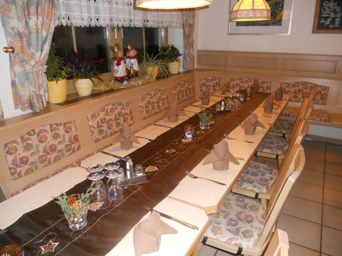 Landgasthof Zum Schloss Birgland Esterno foto
